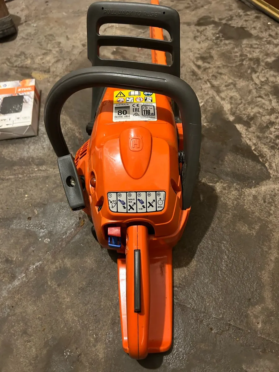 Husqvarna 120 Chainsaw - Image 2