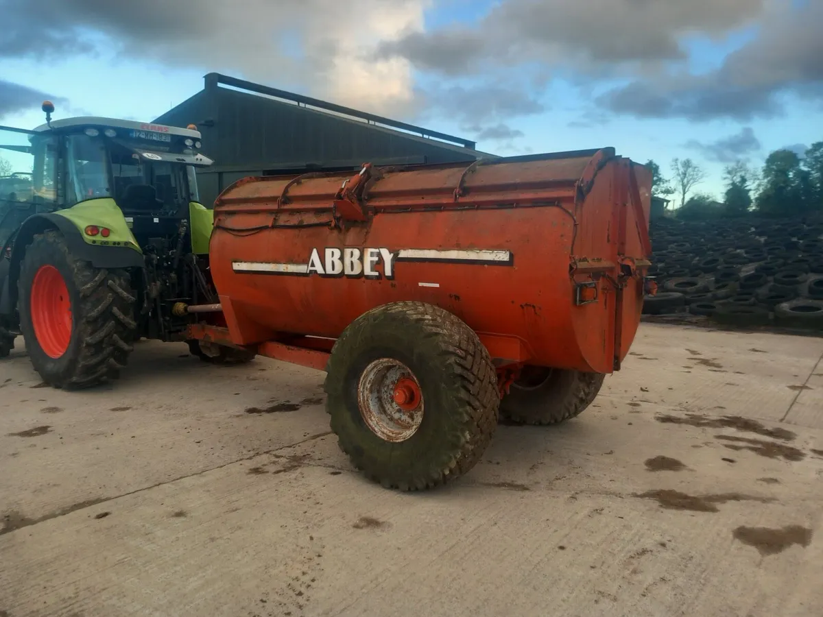 Abbey dung spreader - Image 2