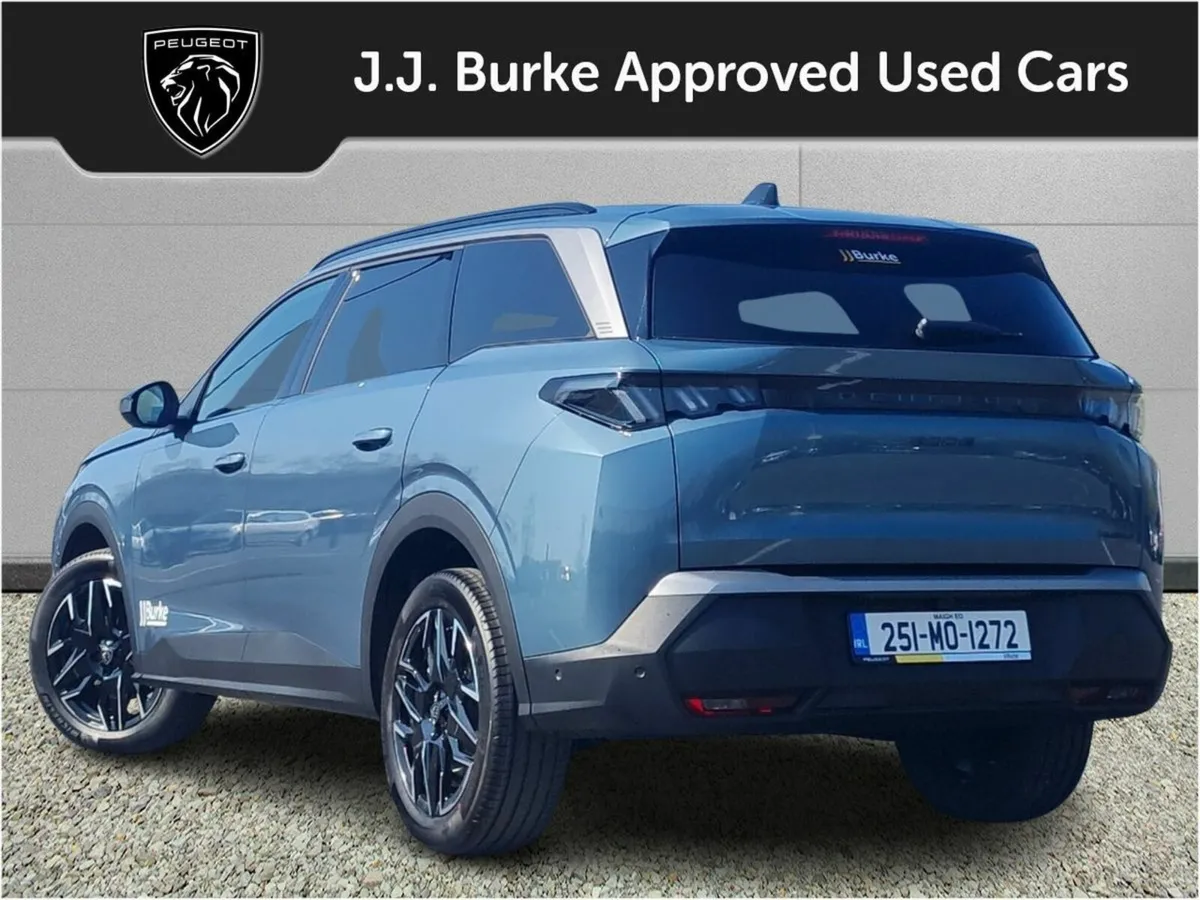 Peugeot 5008 1.2 Hybrid 136bhp E-DCS6 Allure - Image 4