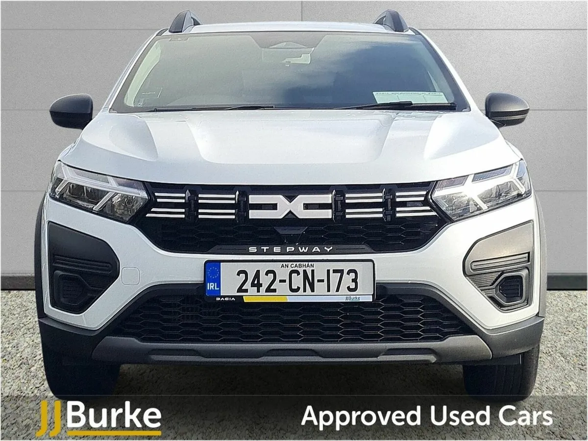 Dacia Sandero Stepway TCe 90 STEPWAY Essential - Image 2