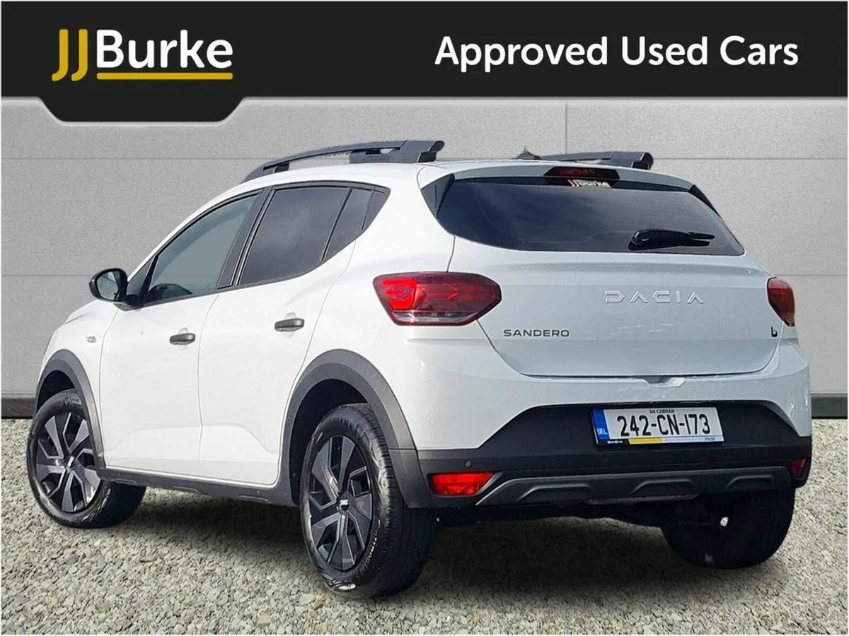 Dacia Sandero Stepway TCe 90 STEPWAY Essential - Image 4