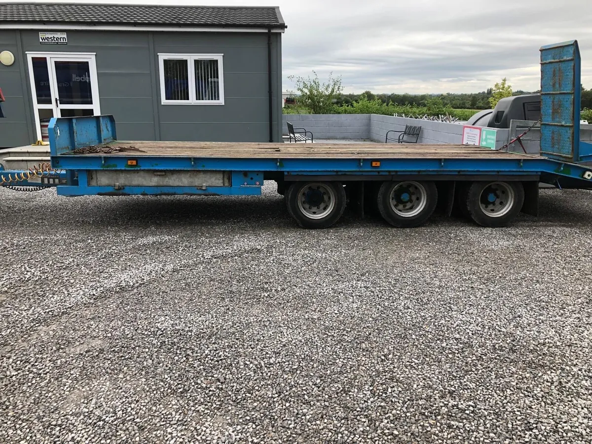 Chieftian Commercial low loader - Image 2