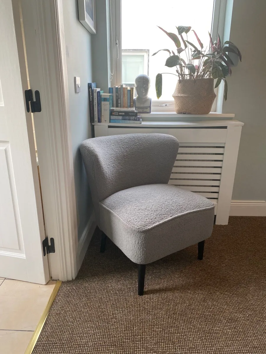 Occasional boucle CHAIR - Image 2