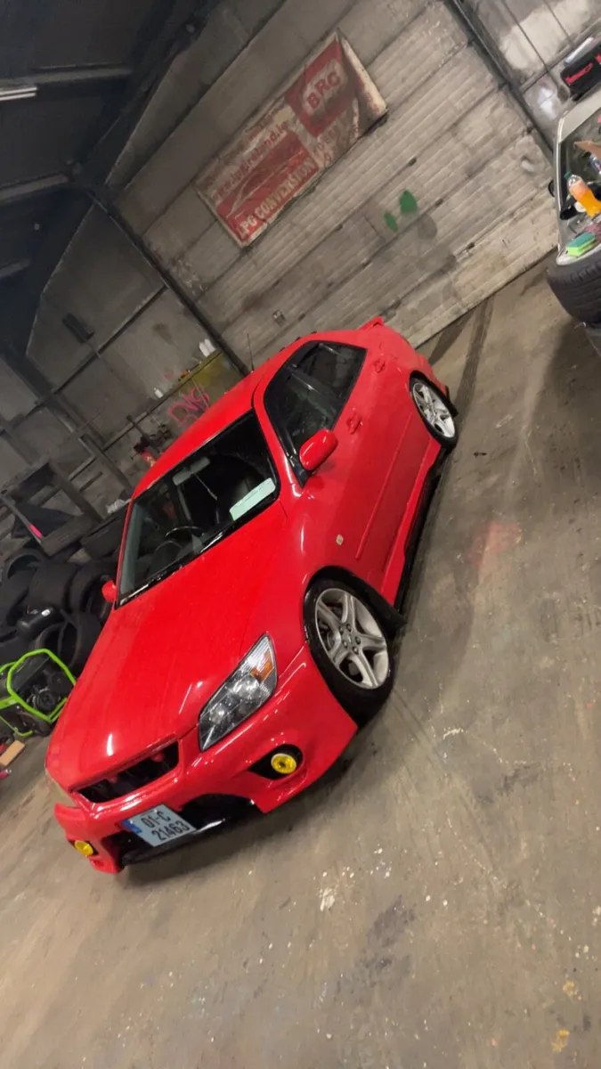 Is200 2001 - Image 2