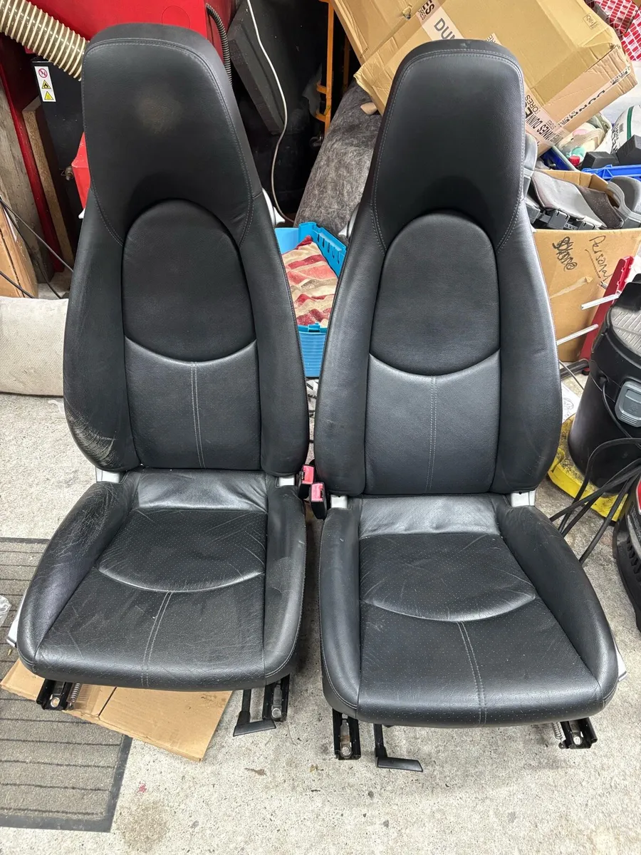 Porsche front seats - Image 1