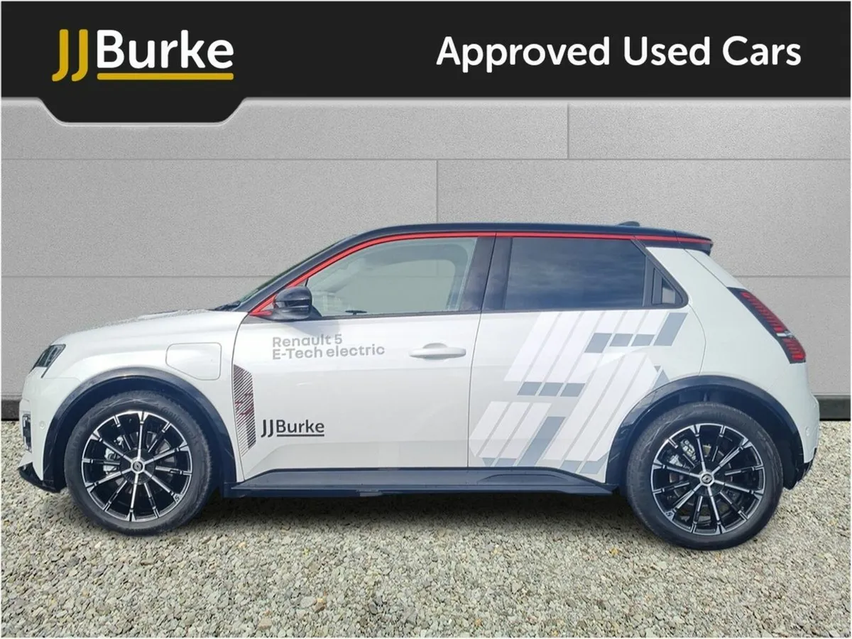 Renault 5 iconic 52kWh 150hp - Image 3