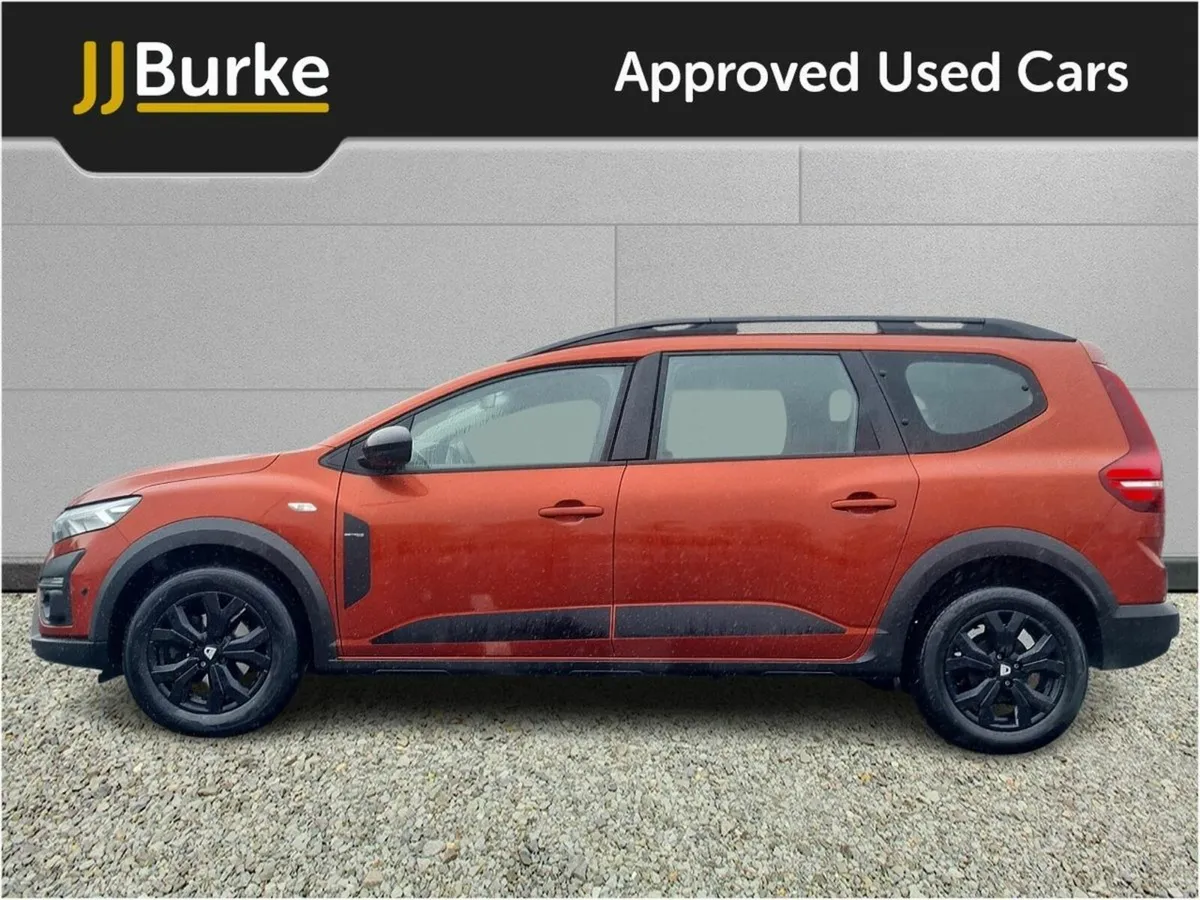 Dacia Jogger TCe 110 Extreme SE - Image 3