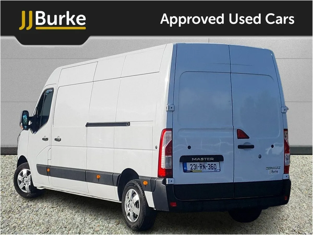 Renault Master FWD LM35 BLUE DCI 135 Business+ - Image 4