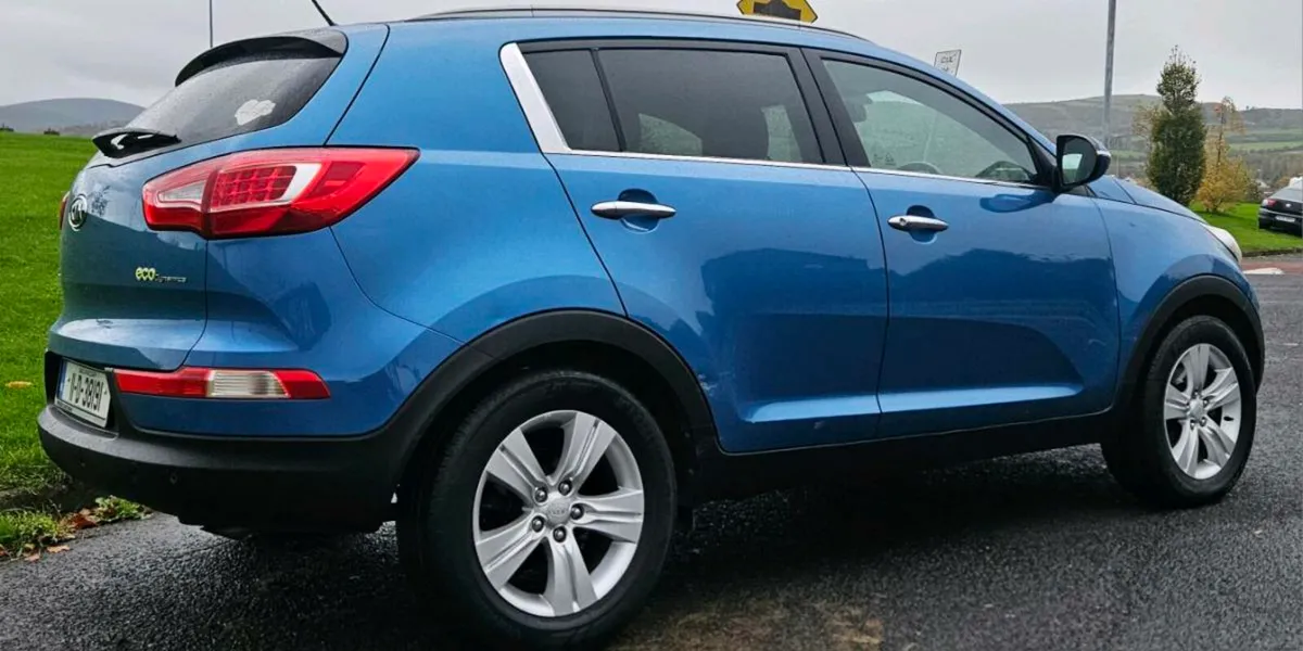 2011 kia sportage NCT 7/26 TAX 5/26 - Image 2