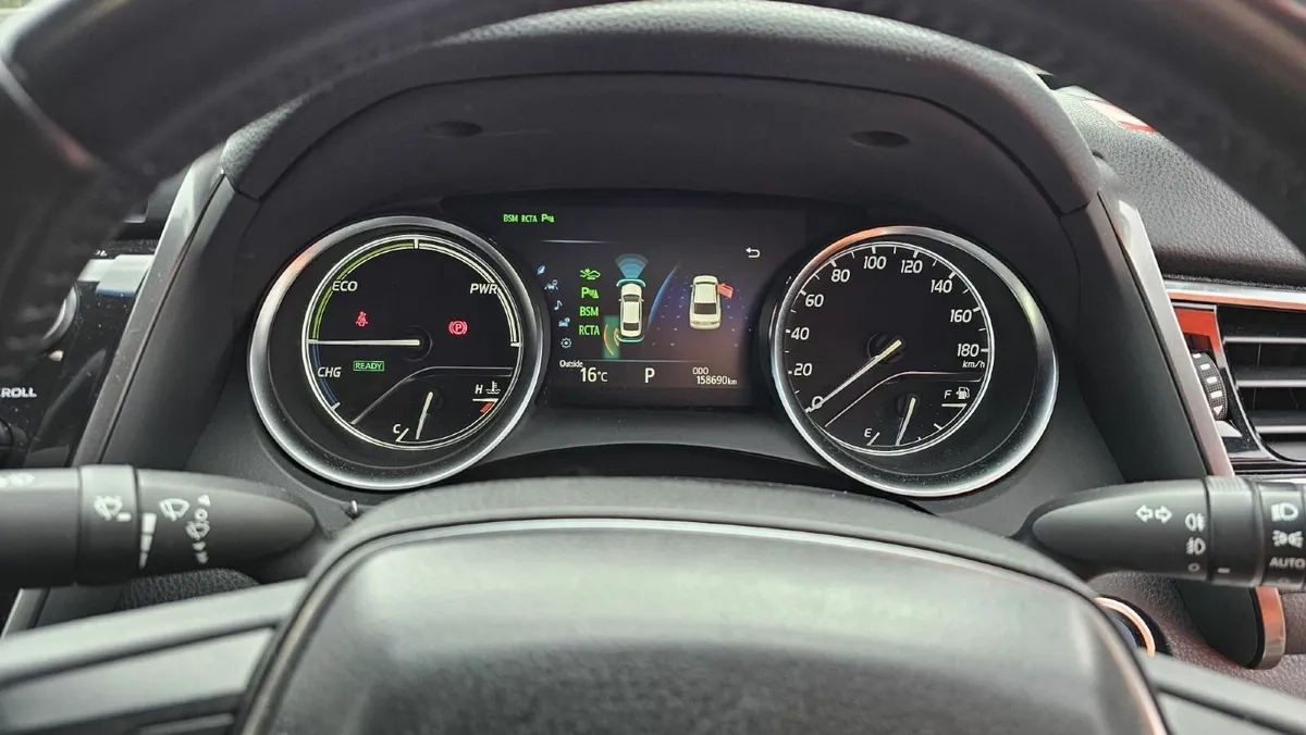 Toyota Camry 2017 - Image 3