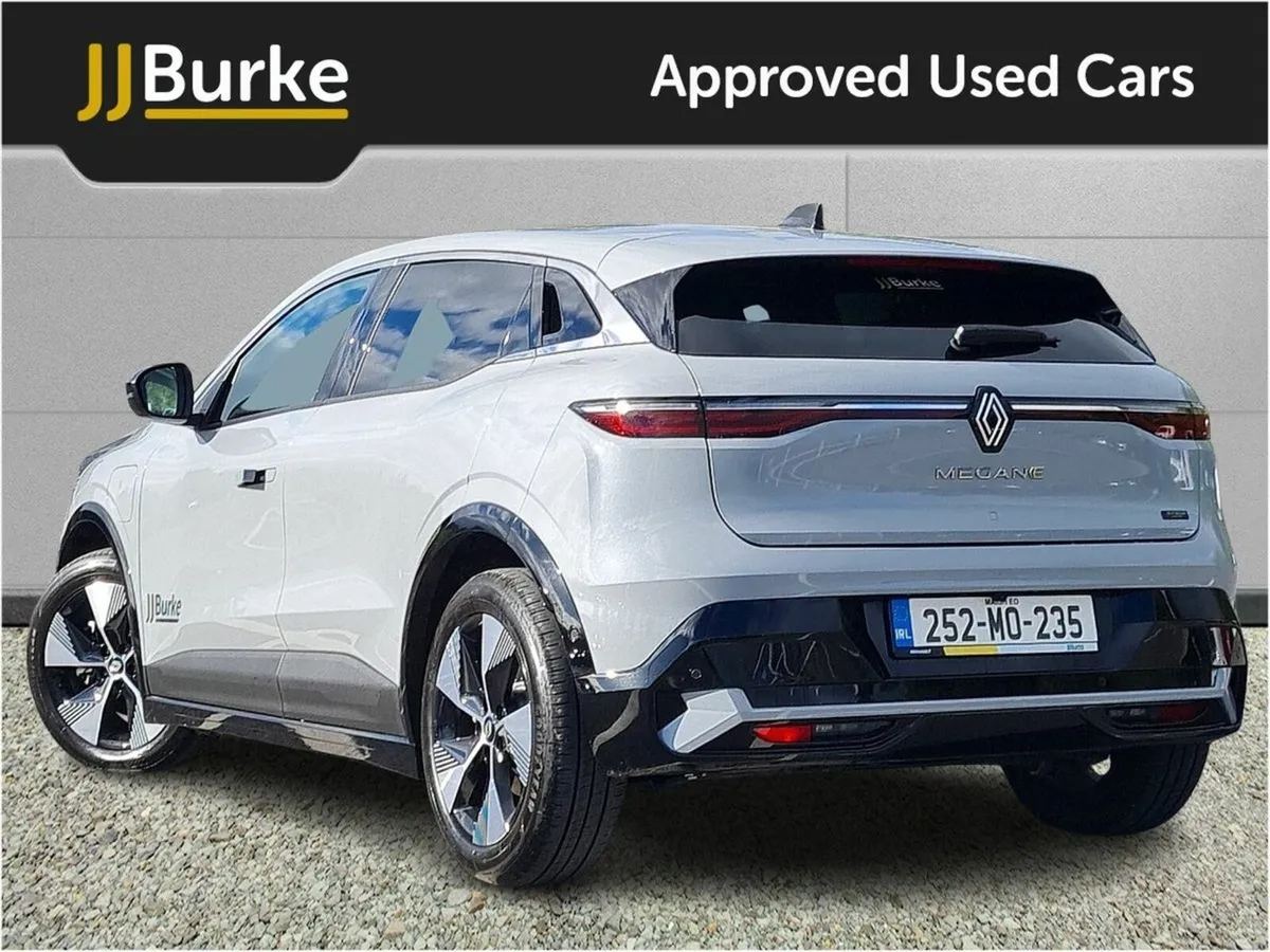 Renault Megane E-Tech MEGANE TECHNO EV60 220BHP  A - Image 4