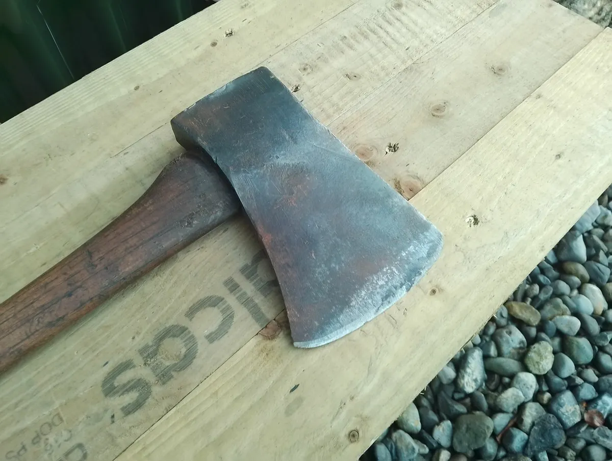 Axe - Image 4