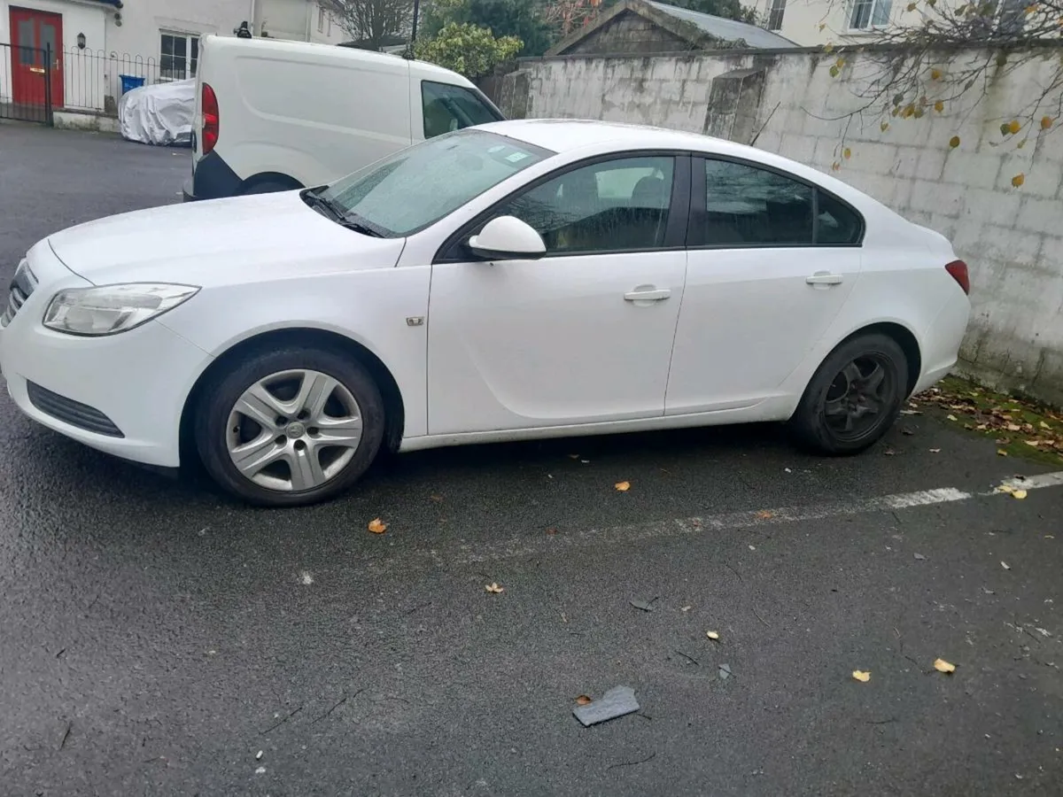 Vauxhall insignia 2.0 cdti 130bhp 211000miles - Image 2