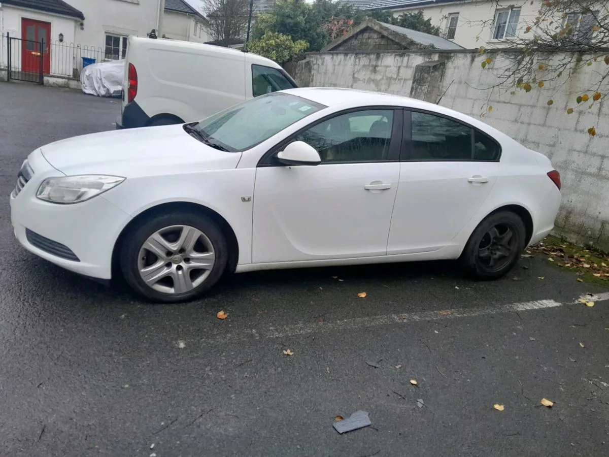 Vauxhall insignia 2.0 cdti 130bhp 211000miles - Image 4