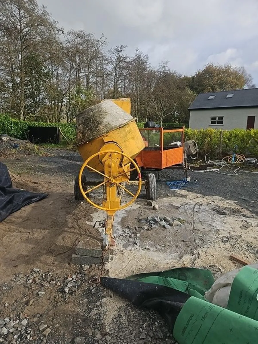 3 bag cement mixer on hitch - Image 2