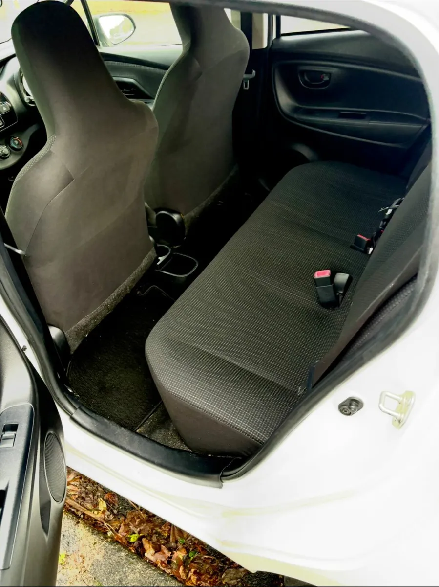 Toyota Vitz 2019 - Image 4