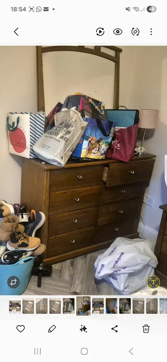 Bedroom furniture - Image 2