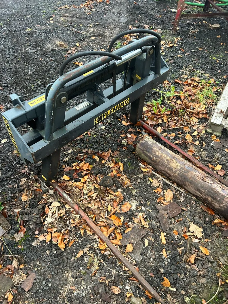 Fleming bale handler - Image 1