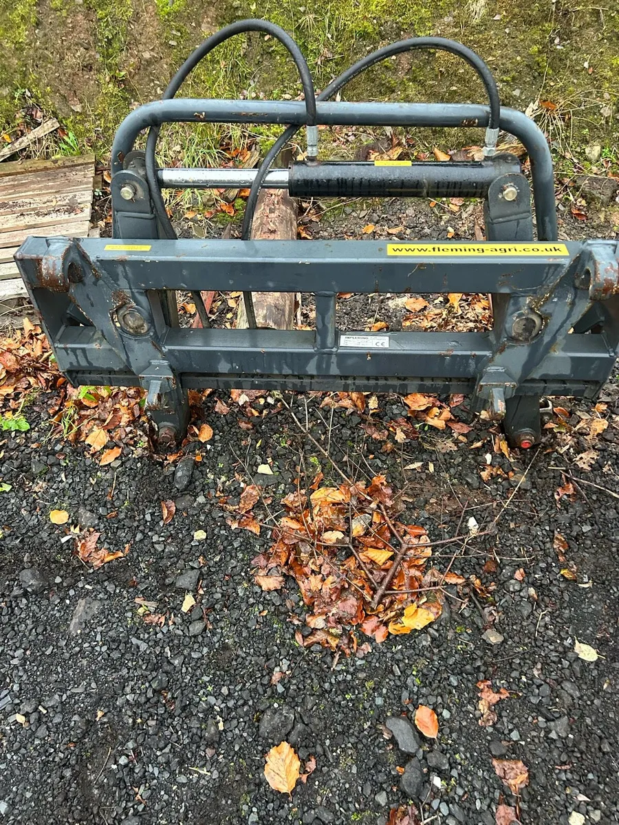 Fleming bale handler - Image 3