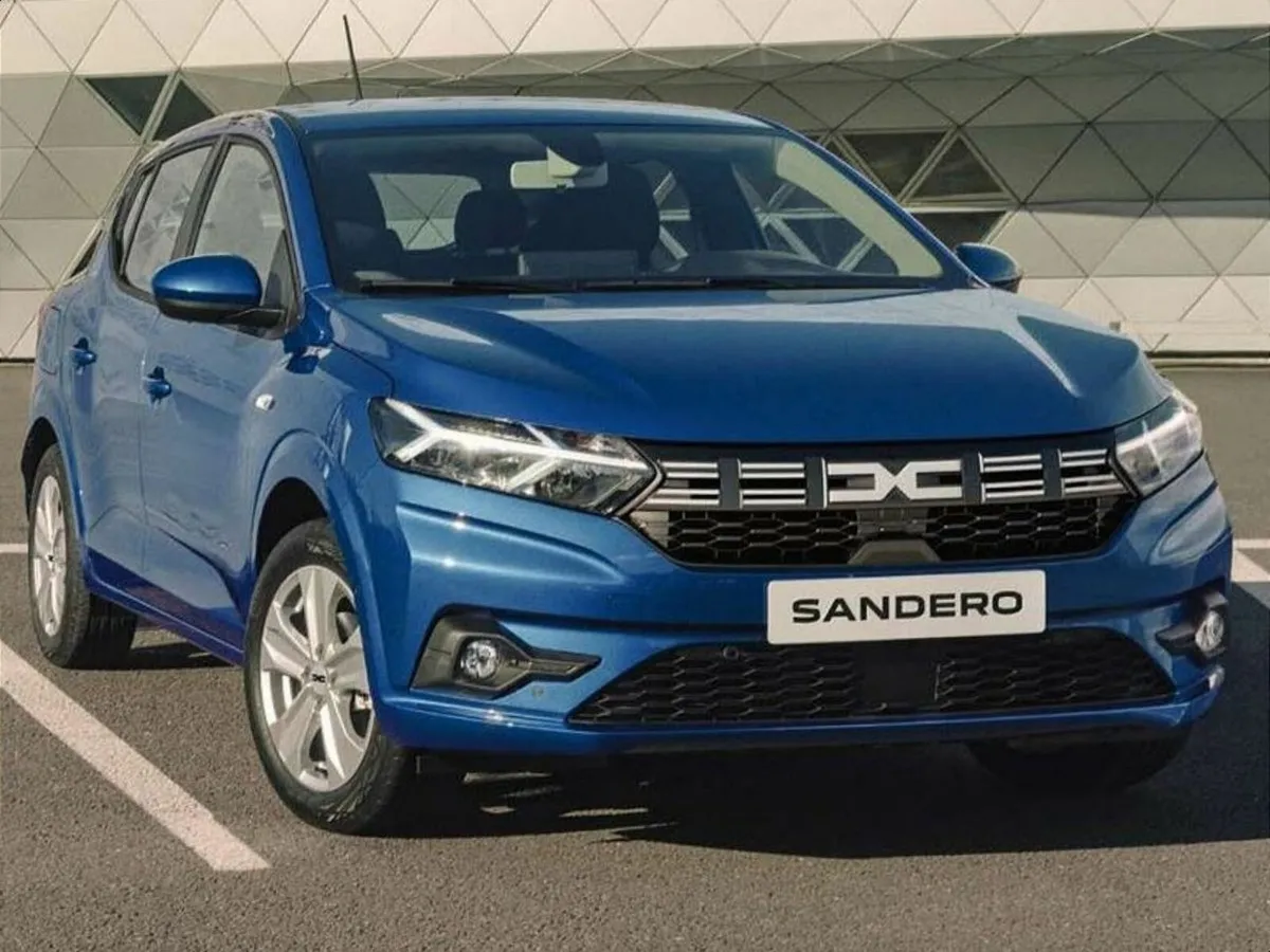 Dacia Sandero Essential TCe 100 *ORDER YOUR 261 TO - Image 1