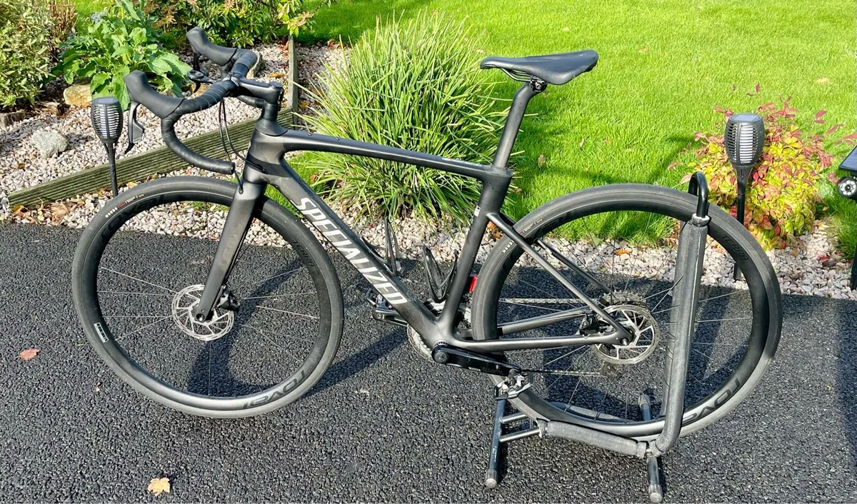 2024 Roubaix SL8 Expert Specialized Power Meter - Image 1