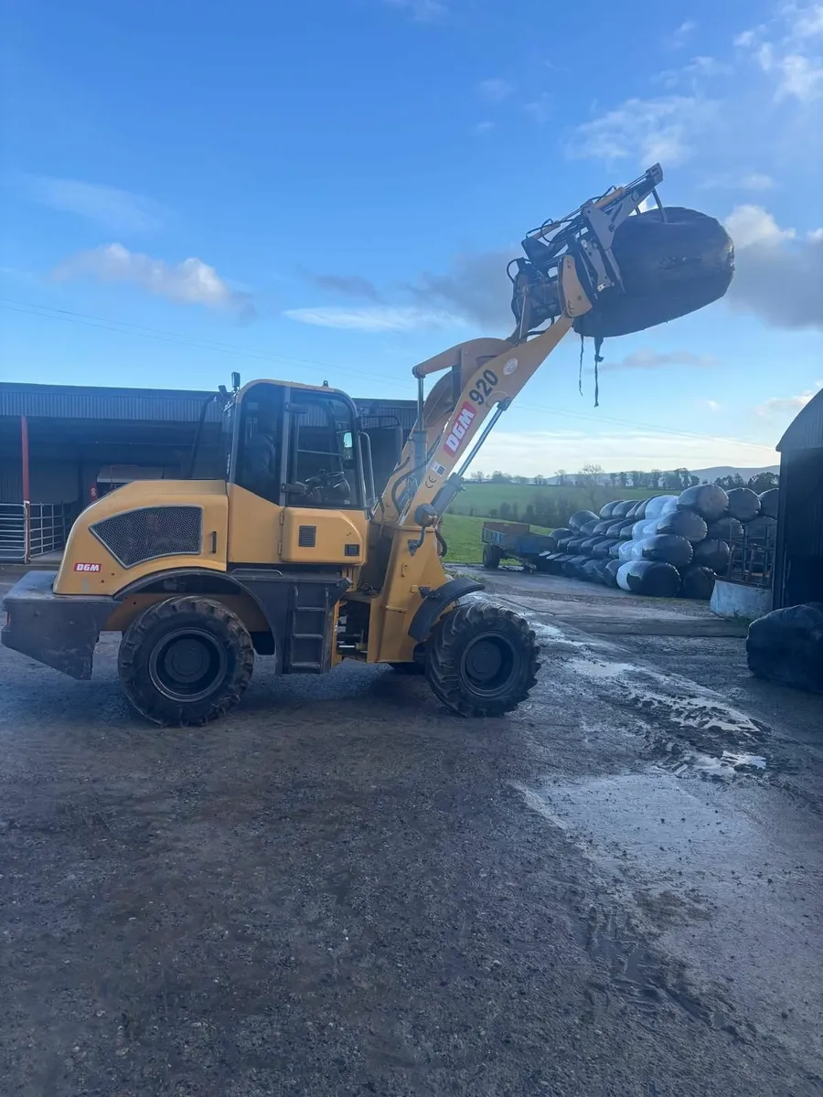 DGM 920 Loading shovel - Image 1