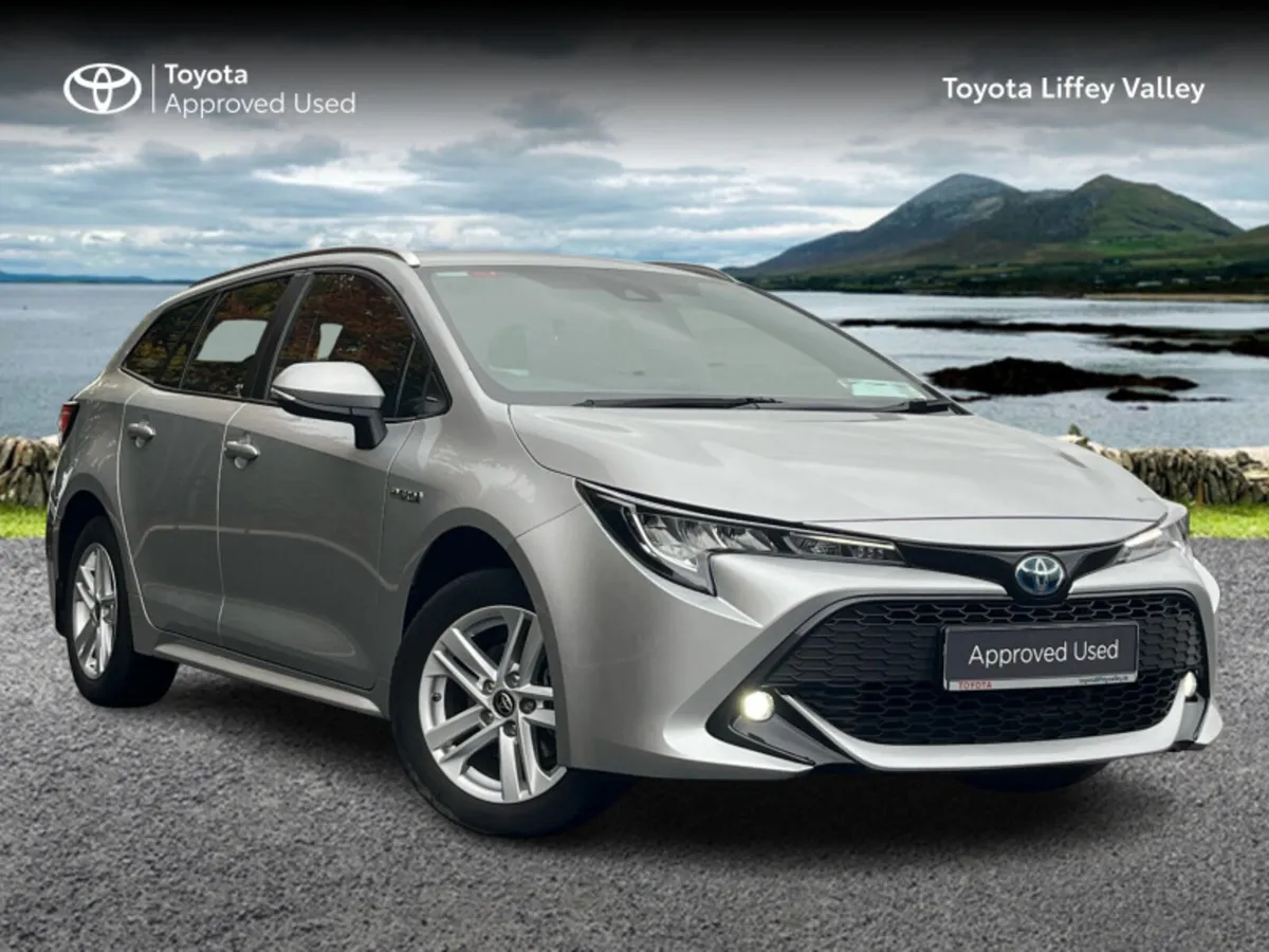 Toyota Corolla HYB 1.8 LUNA T TS 4DR AUTO - Image 1