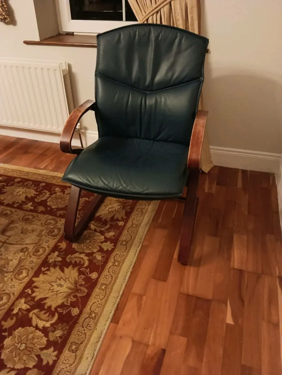 Beautiful desk chair, table lamp.70 for both - Image 2