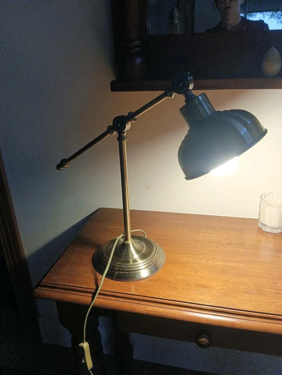 Beautiful desk chair, table lamp.70 for both - Image 4