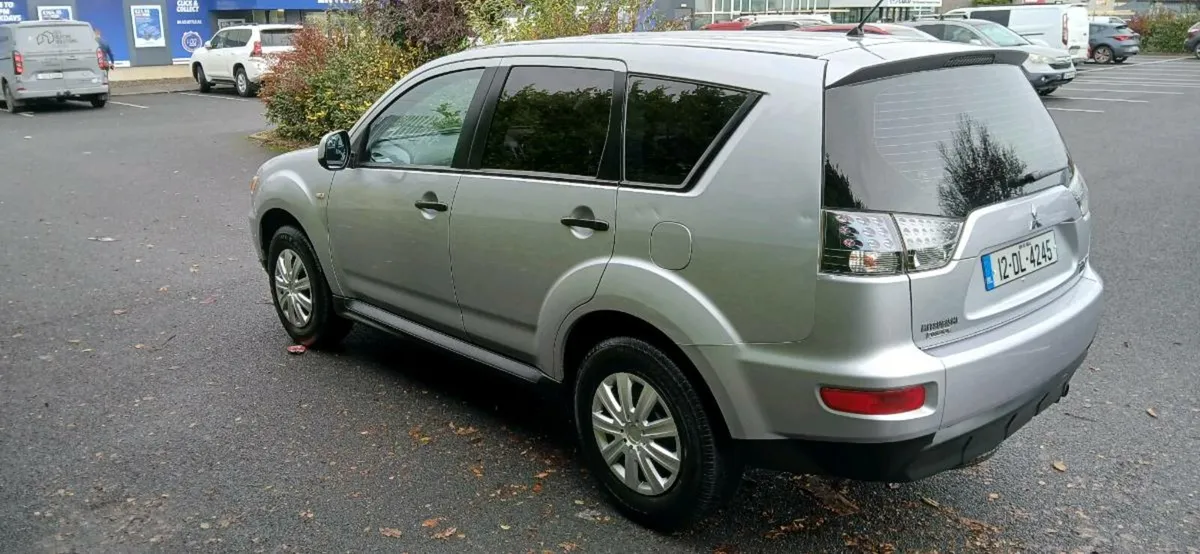 2012 mitsubishi outlander new doe 5/26 - Image 4