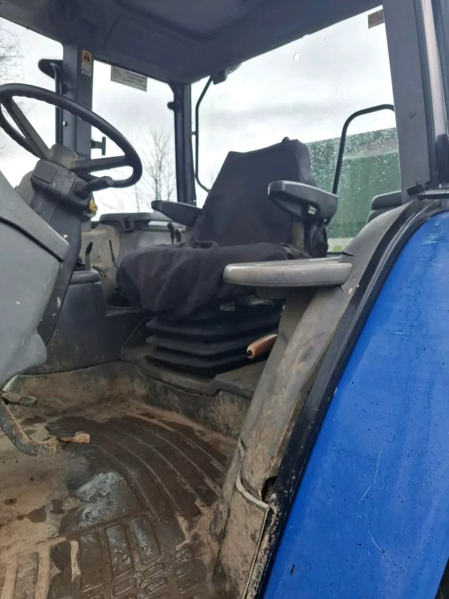 NEW HOLLAND TS115 - Image 3
