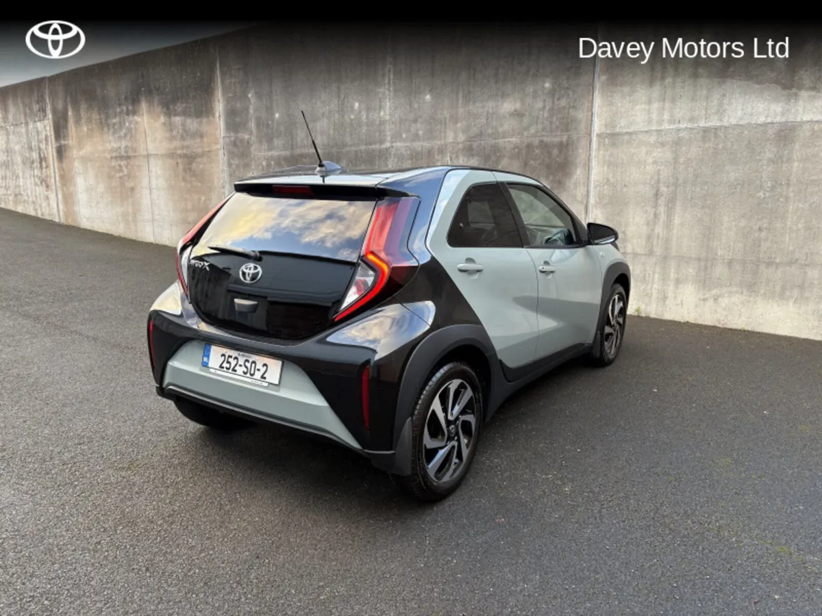 Toyota Aygo X AYGO X DESIGN - Image 2