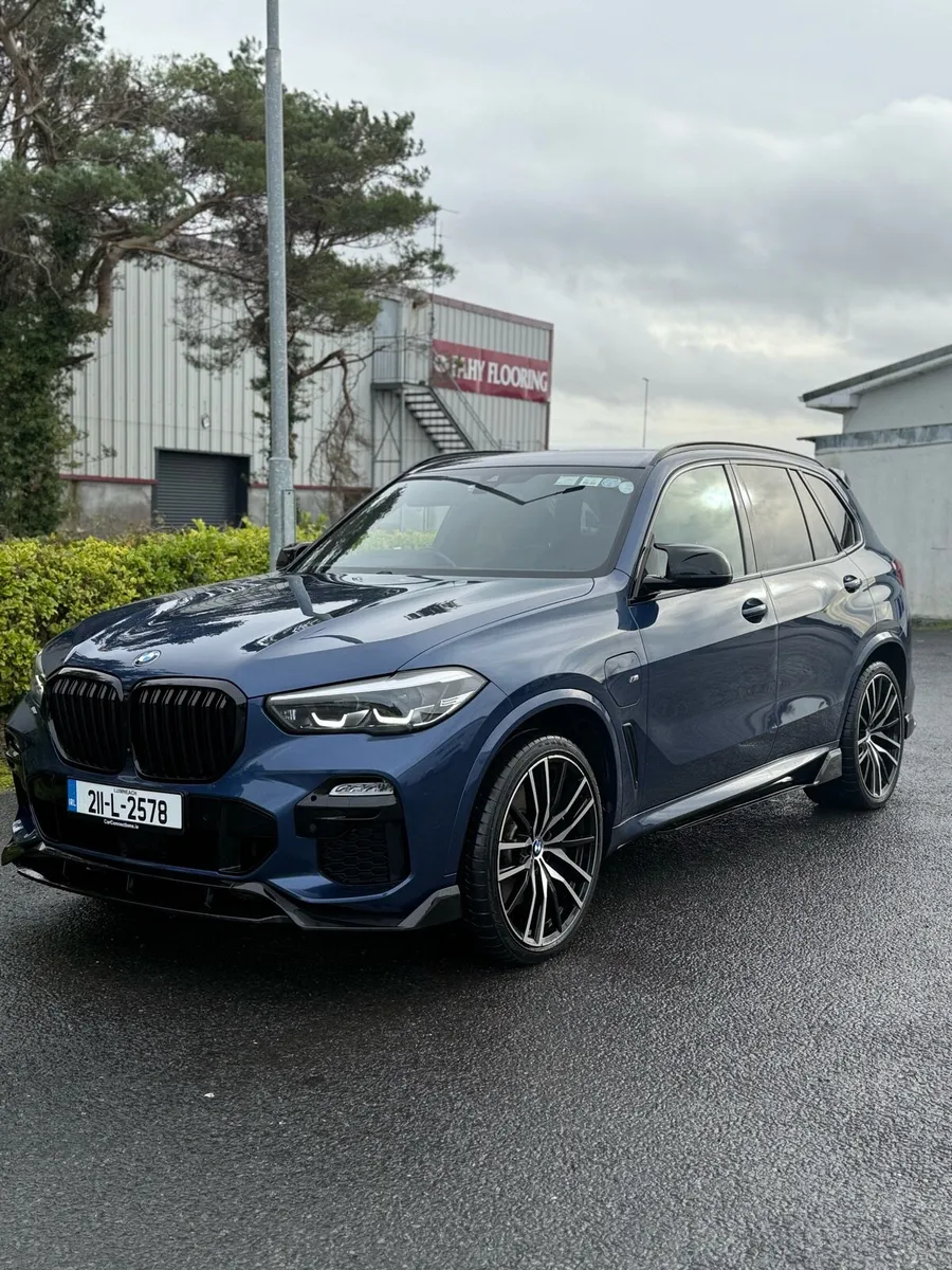 BMW X5 45E M SPORT COMFORT PACK - Image 1