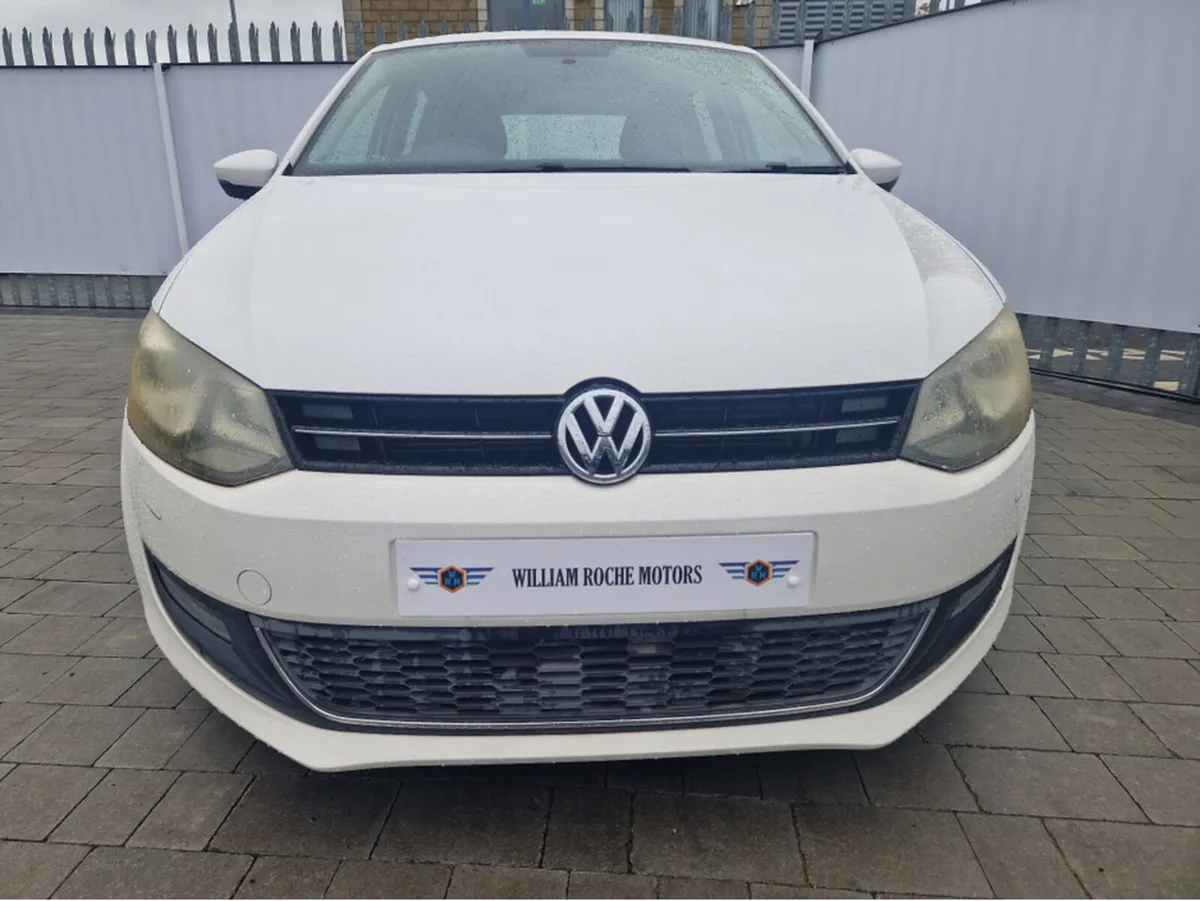 Volkswagen Polo 1.2 PETROL AUTO - Image 2