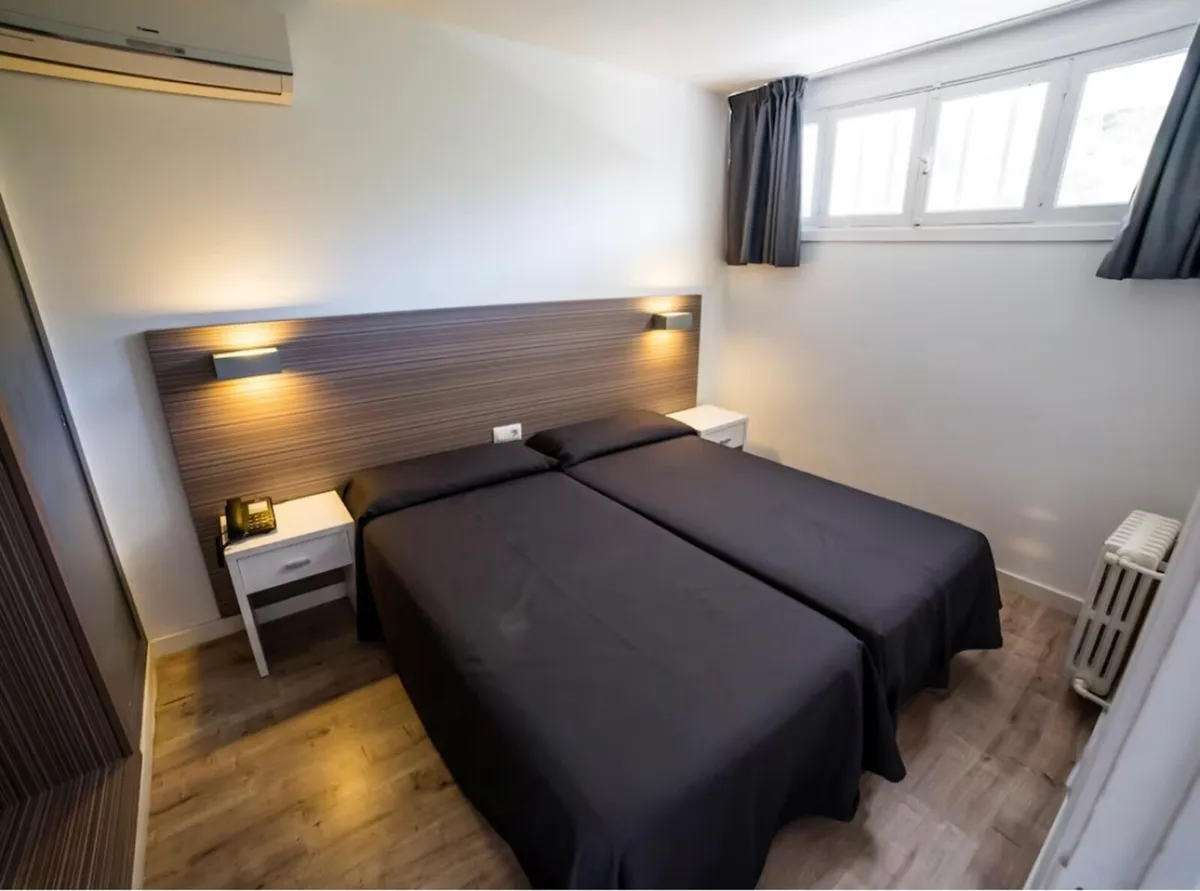 5 nights in Deya Apartments in Santa Ponsa - Image 4