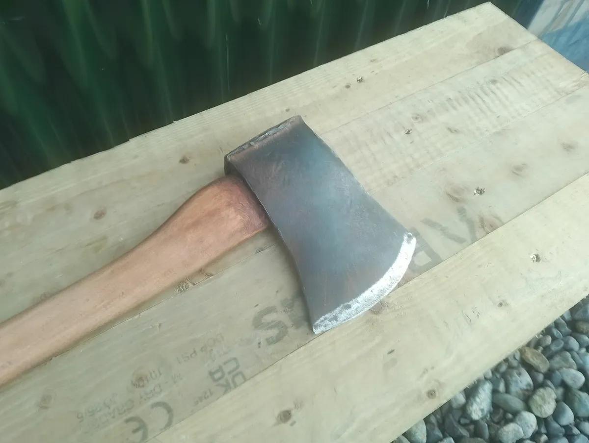 Axe - Image 3