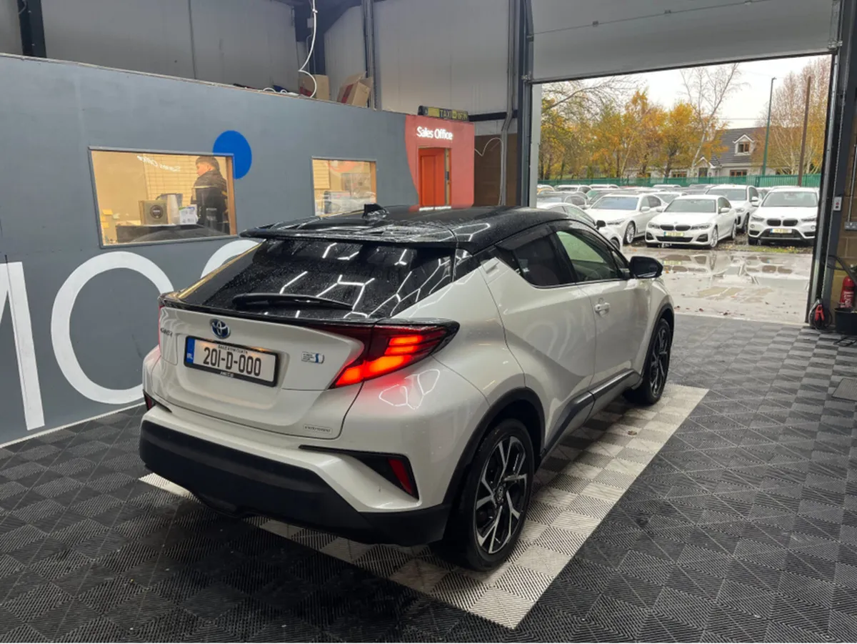 Toyota C-HR 2020 TOYOTA C-HR 1.8L HYBRID / 71K KMS - Image 2