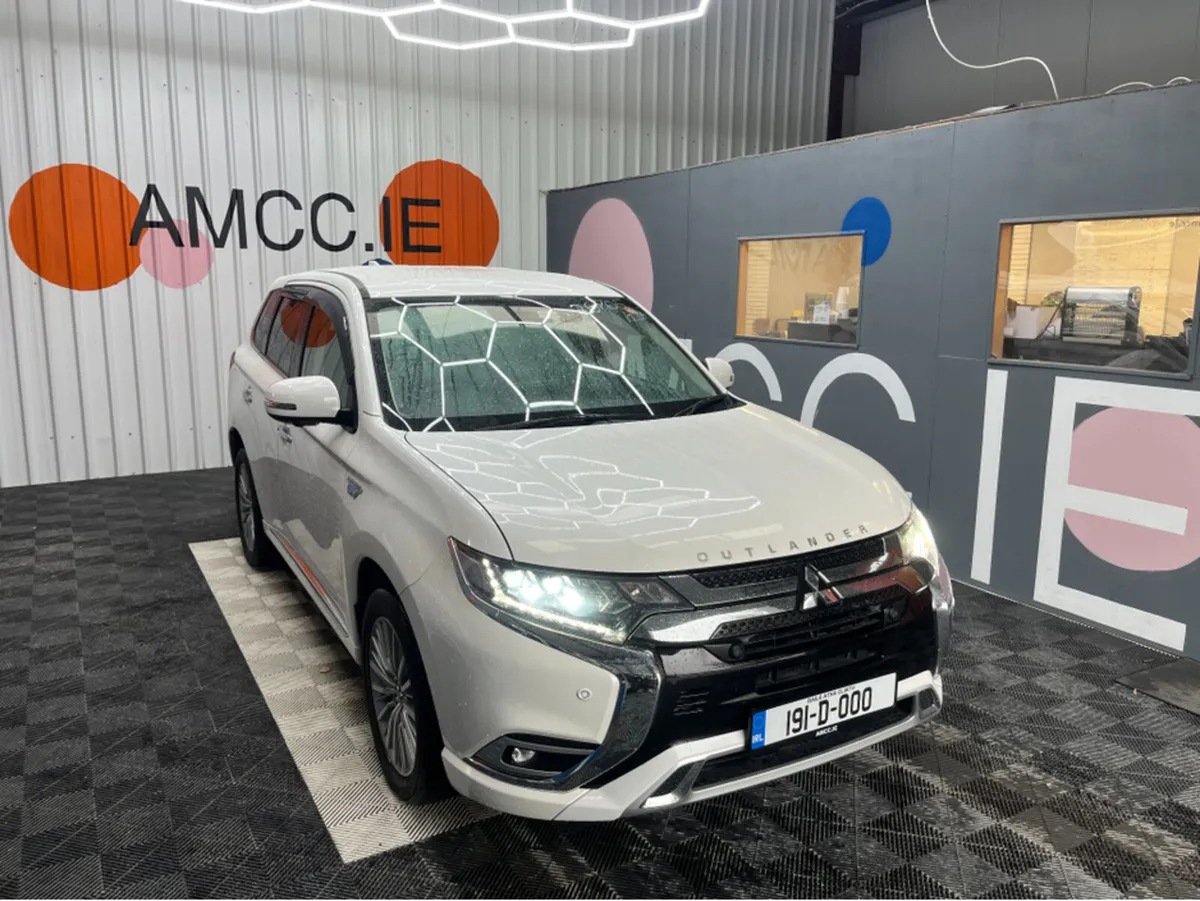 Mitsubishi Outlander 2019 MITSUBISHI OUTLANDER PHE - Image 1