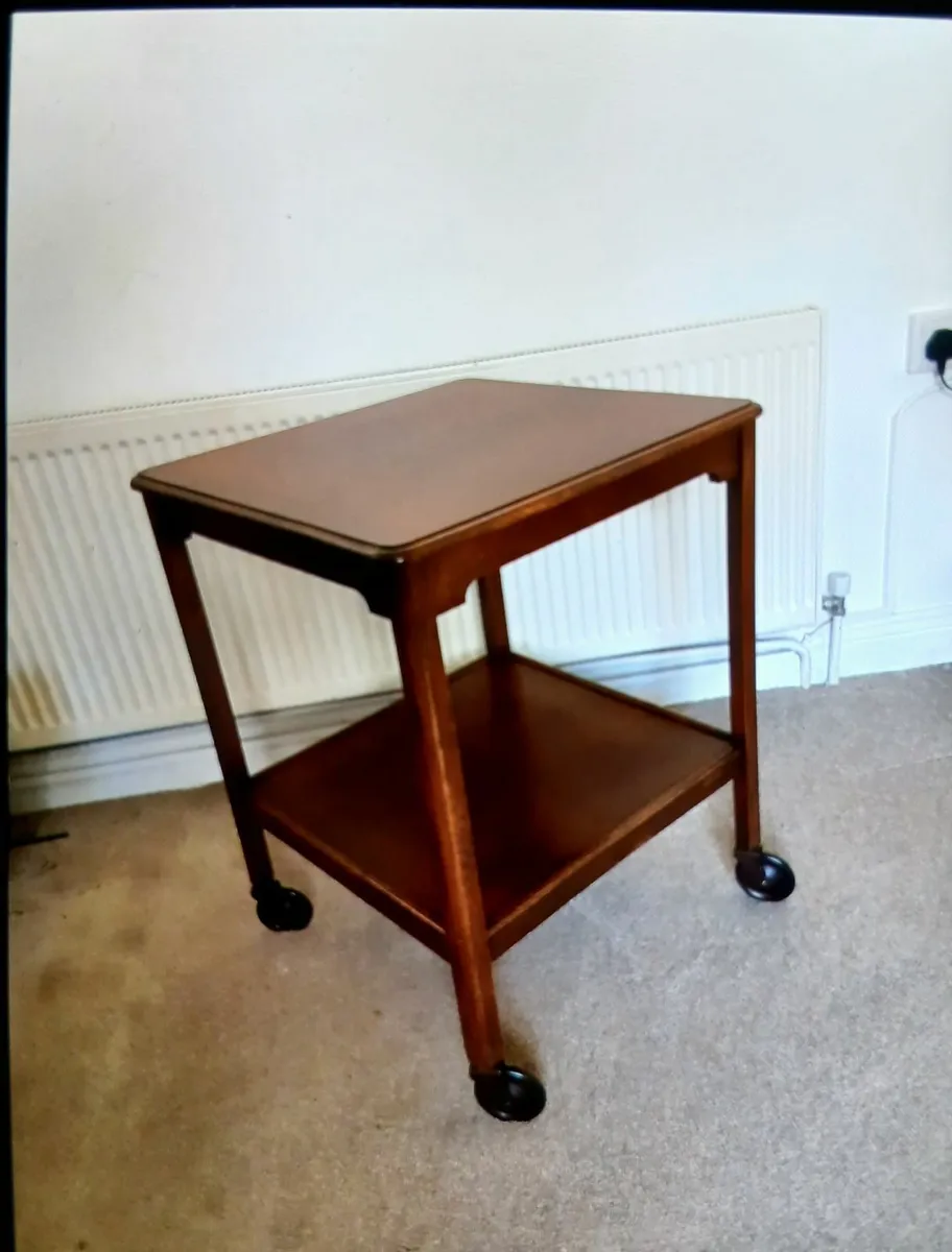 Lovely Oak Antique Tea/Serving trolley . - Image 2