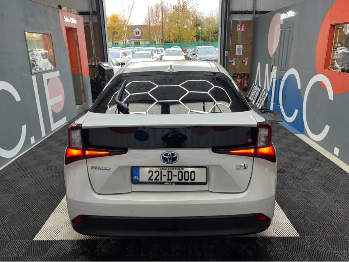 Toyota Prius 2022 TOYOTA PRIUS 1.8L HYBRID / 91K K - Image 3