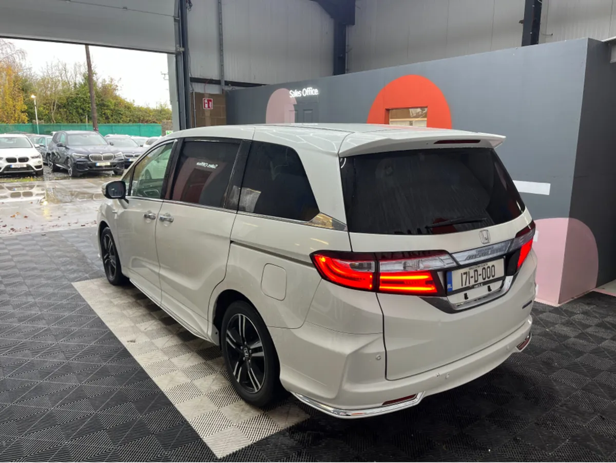 Honda Odyssey 2017 HONDA ODYSSEY ABSOLUTE 2.0L HYB - Image 4