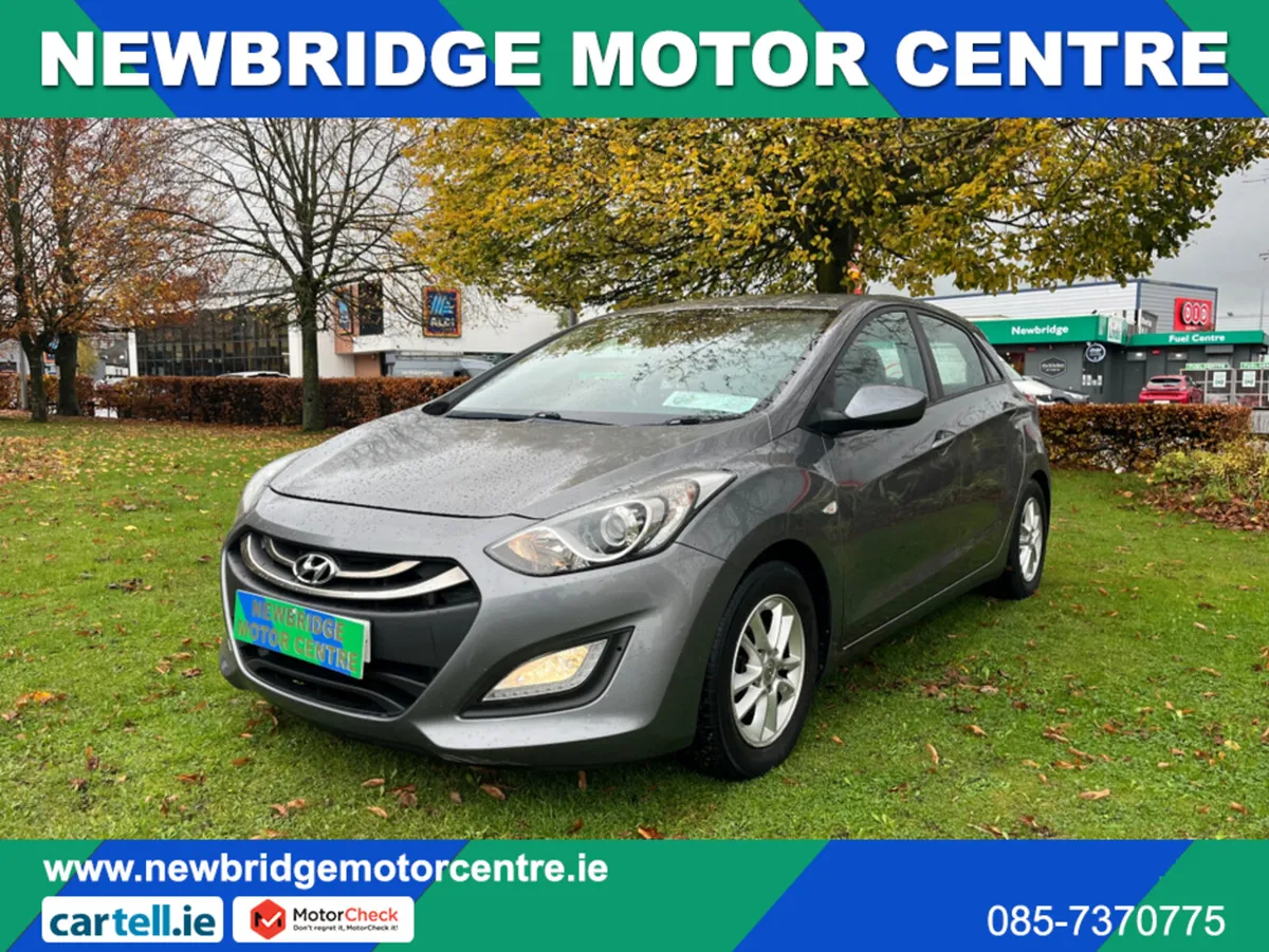 Hyundai i30 ACTIVE DIESEL HATCHBACK - Image 3