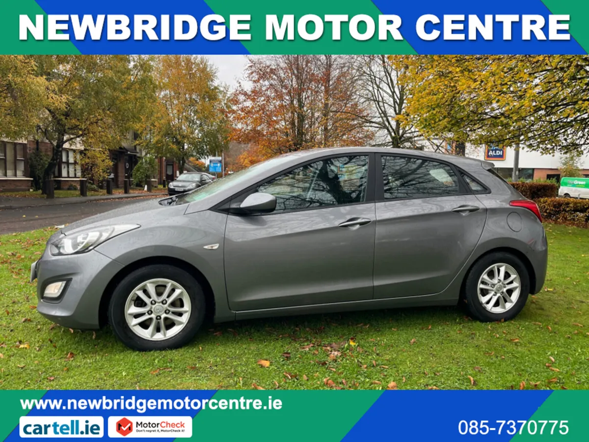 Hyundai i30 ACTIVE DIESEL HATCHBACK - Image 4