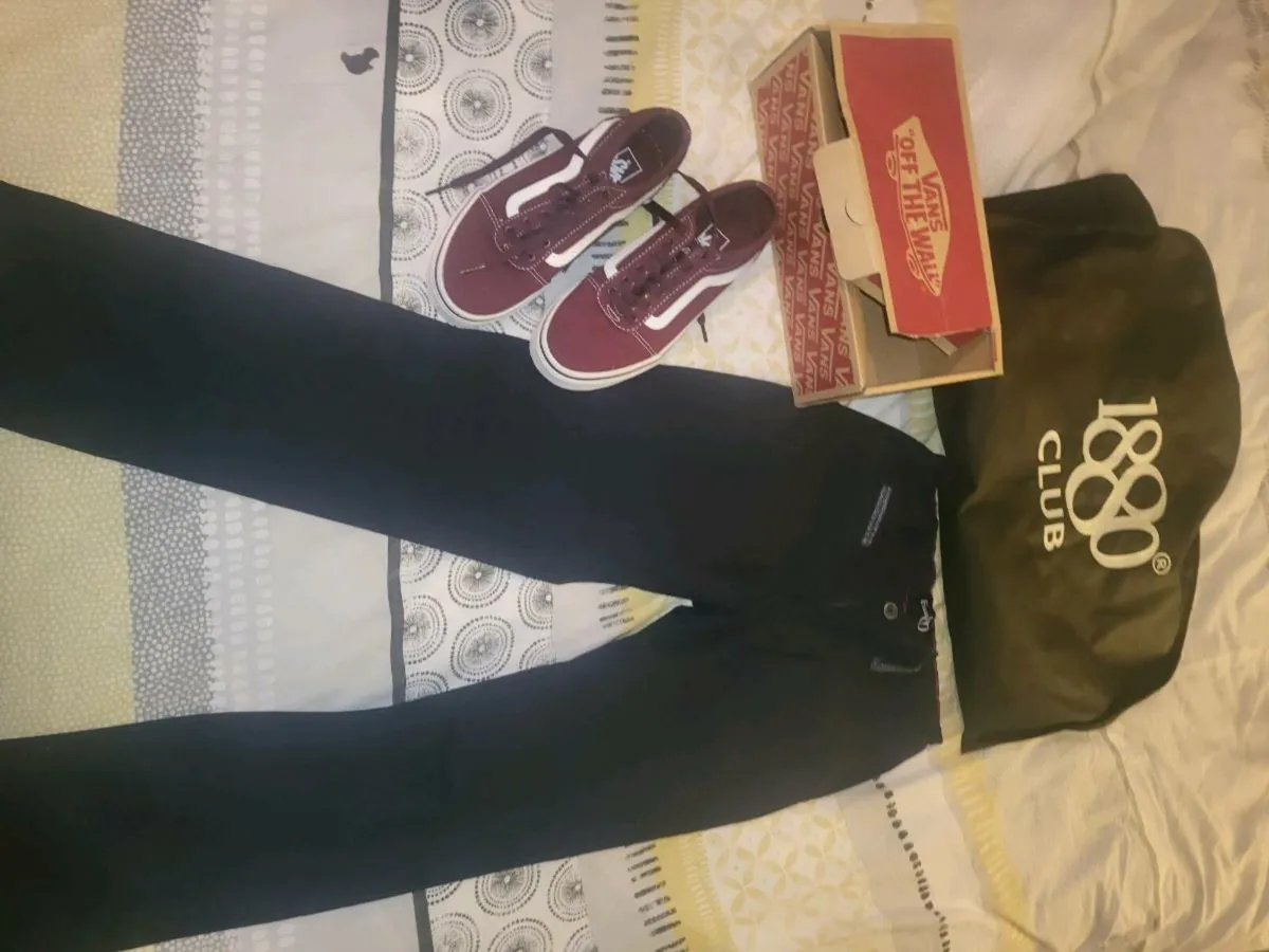Boys 1880 club communion outfit & vans runners - Image 1