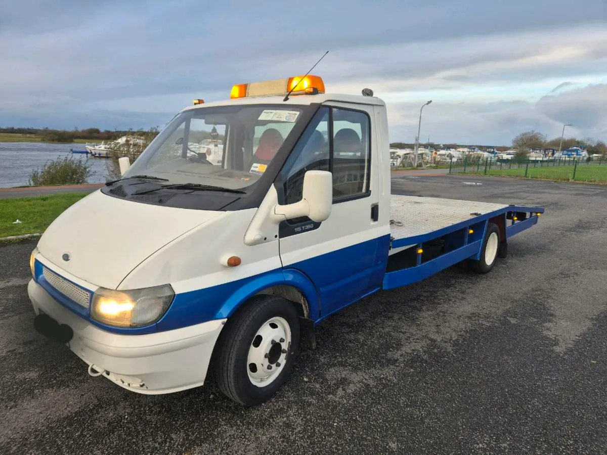 Ford transit recovery 2005 - Image 1