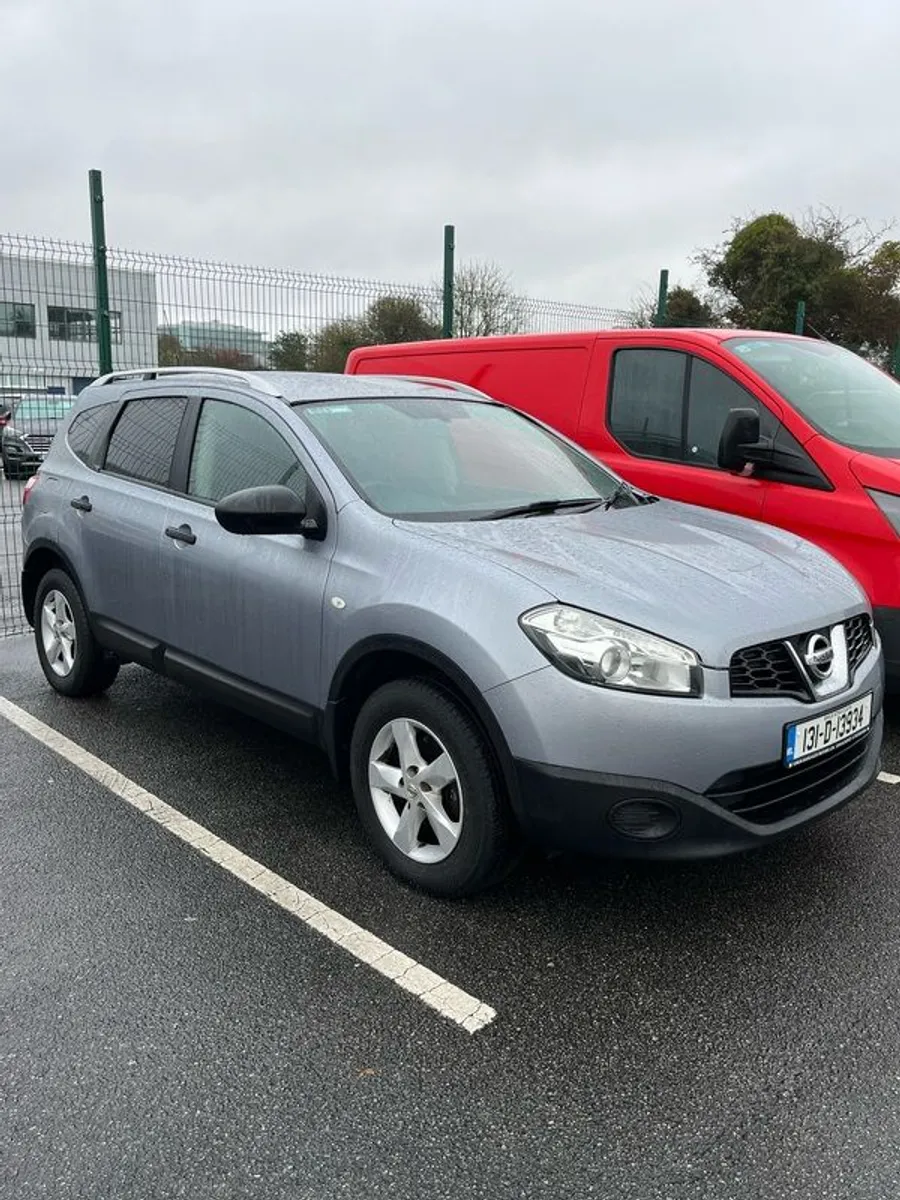 2013 Nissan Qashqai+2 - Image 1