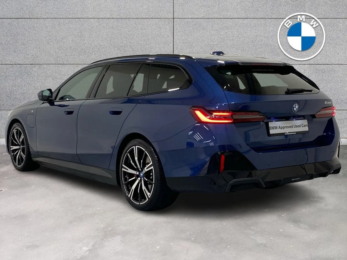BMW 5 Series 530e M Sport Pro Touring - Image 3