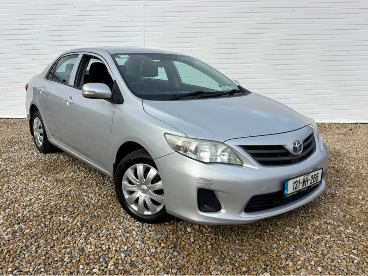 Toyota Corolla 1.4 D-4D TERRA MC 4DR - Image 1