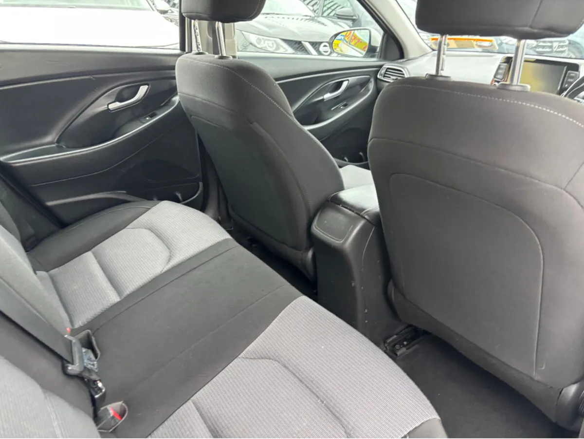 Hyundai i30 I 30 DELUXE 1.0 TURBO 5DR - Image 3