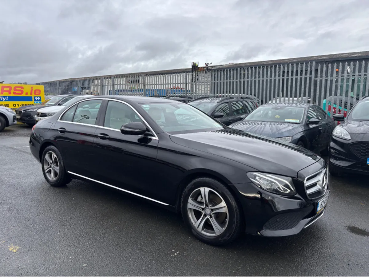Mercedes-Benz E-Class 220 D AVANTGARDE 4DR AUTO - Image 1